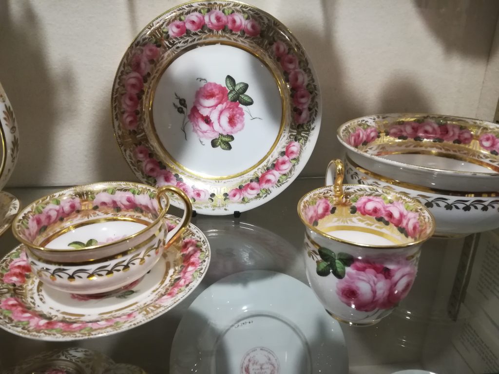 Arte, stile e bellezza delle porcellane inglesi